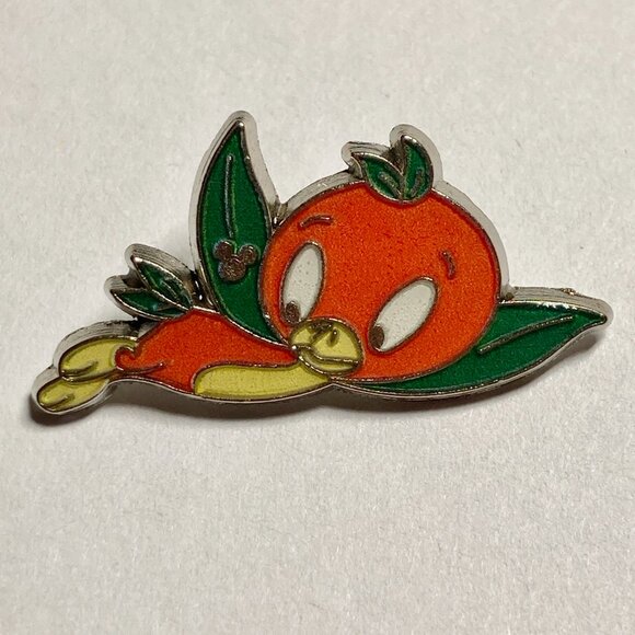 Disney Orange Bird Trading Pin Enamel Hidden Mickey Series Flying - Picture 4 of 8
